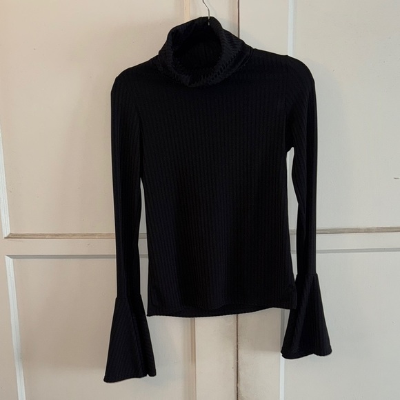 Black Ribbed Turtleneck Top - Picture 1 of 3